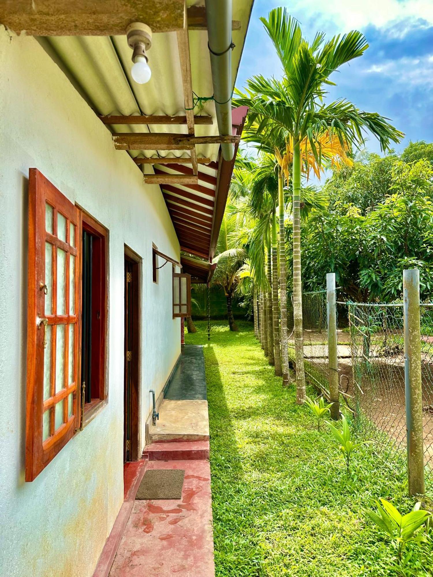 Jasmin Homestay Marakolliya Tangalle Exterior foto
